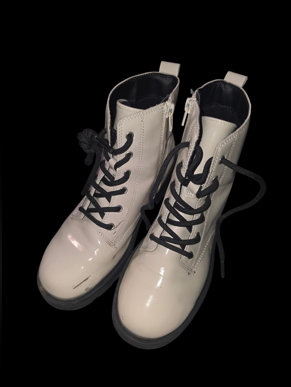 Old Navy Cream Patent Lace-Up Combat Boots with Black Laces